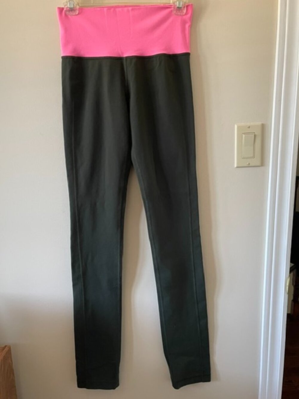lululemon athletica Black Leggings with Pink Waistband